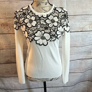 Peace of Cloth Top Flowers Open Lace Long Sleeves Size XS Black & White Scallop